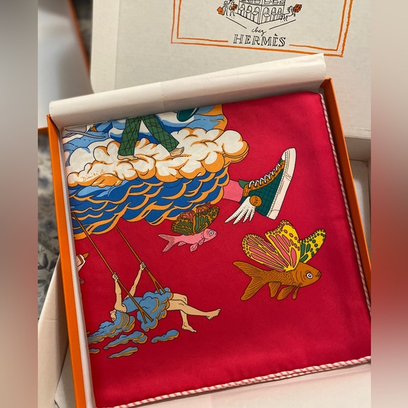 Hermes Sur Mon Nuage scarf 90 Rose Vif / Bleu / Multicolore - Picture 7 of 13
